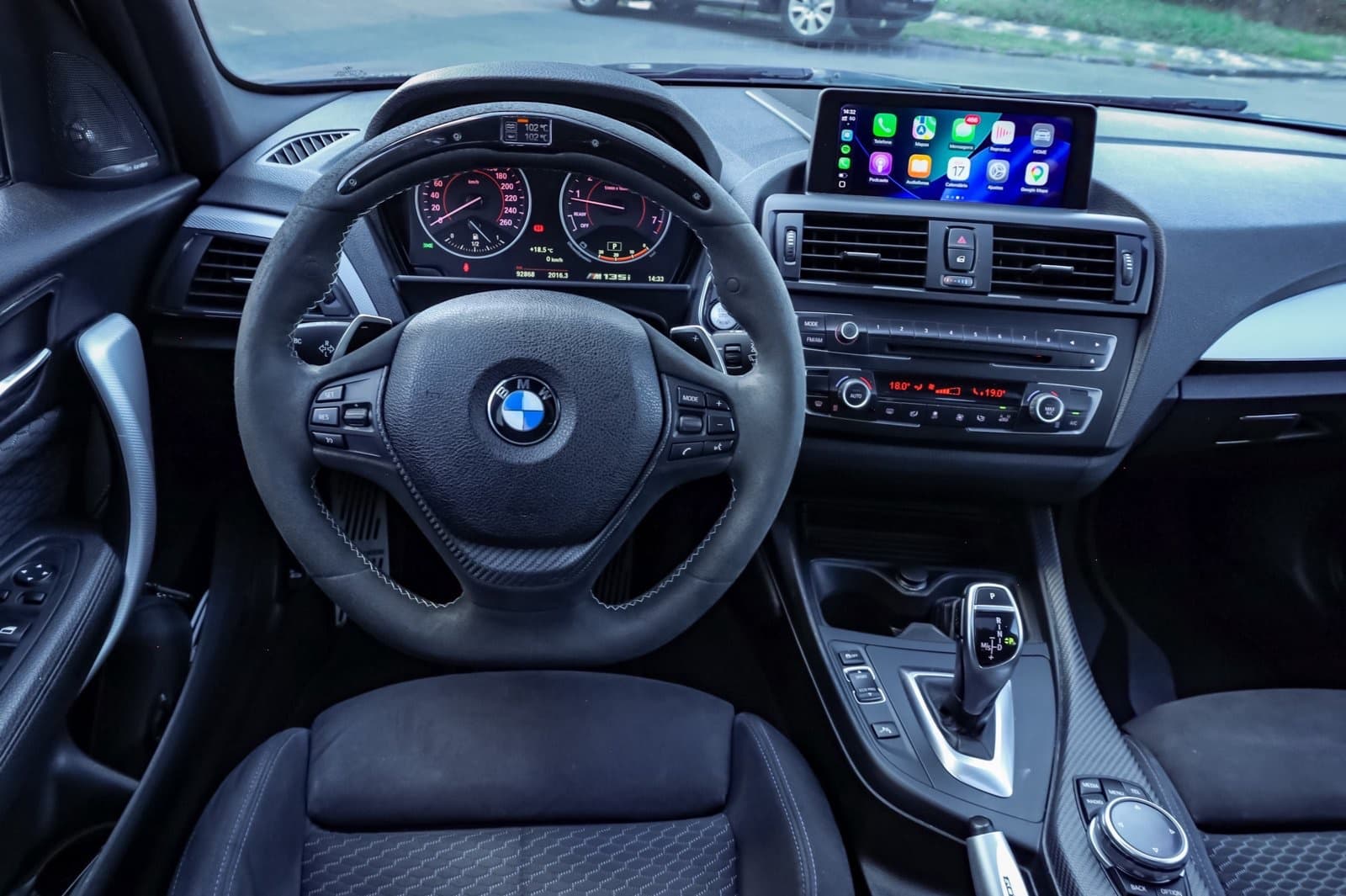 Volante BMW M Performance II Race Display — CS-2609-012